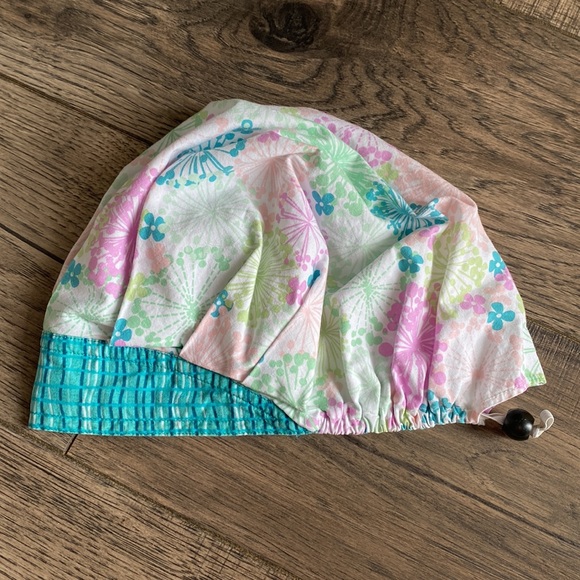 Spring Bloom Scrub Cap - Picture 4 of 4
